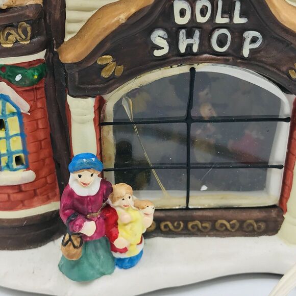 Christmas Streets Collection Handpainted Porcelain House "Doll Shop” 2004 Read - Picture 7 of 7
